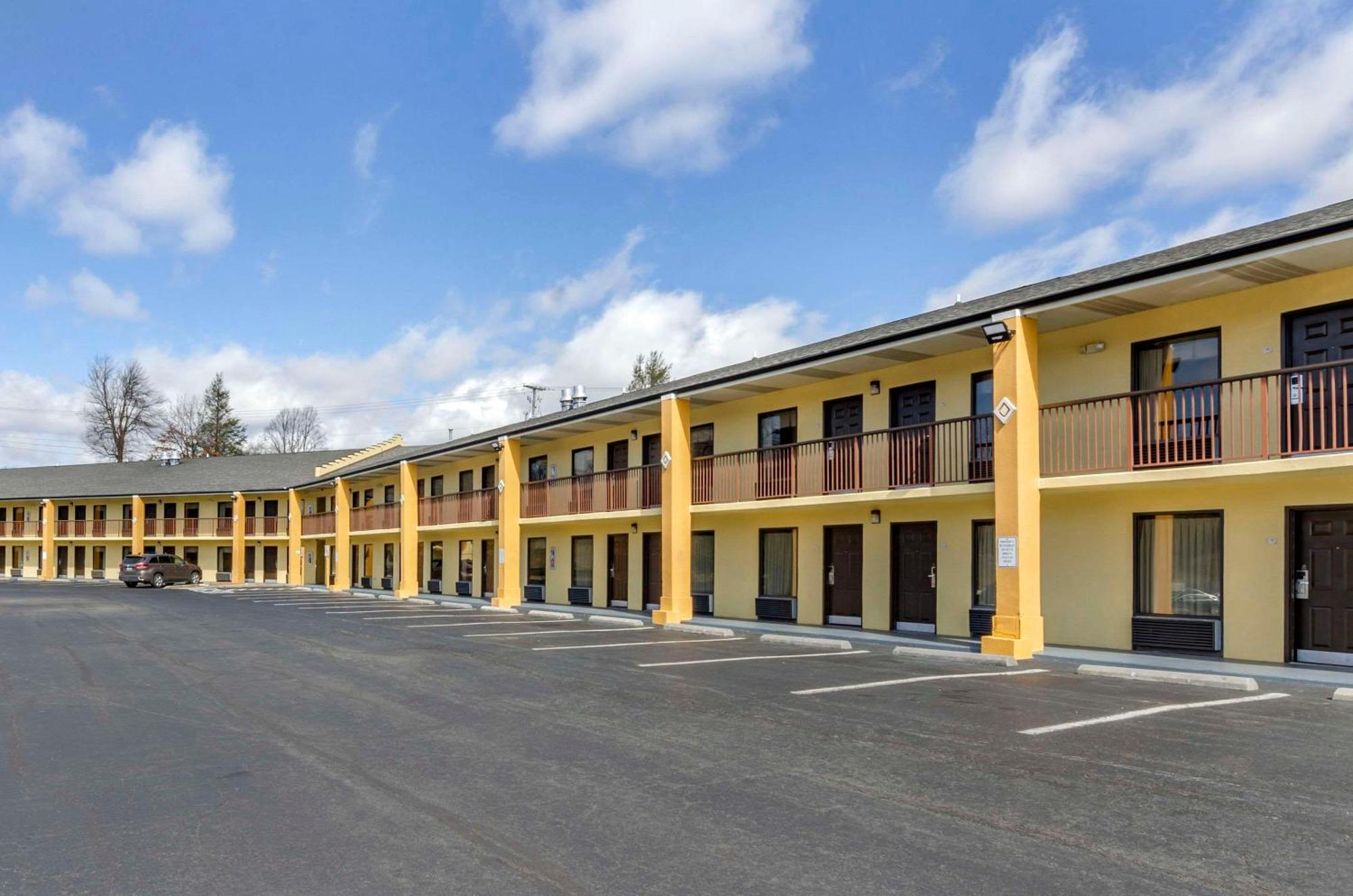 Quality Inn Hillsville Eksteriør bilde